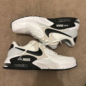 NWOT Men’s Nike Air Max Excee Shoes Size 14 in White